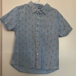Short sleeve pineapple button up